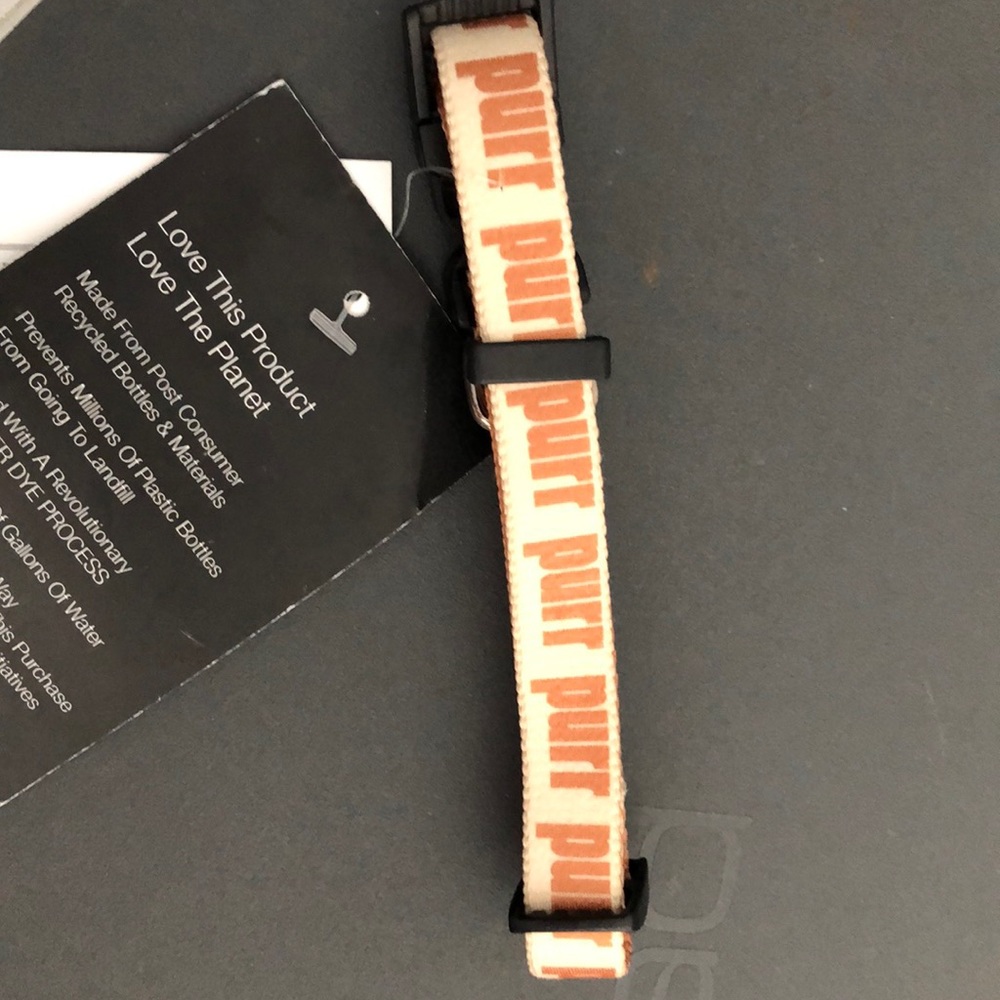Cat Collar ,Tan and cream color with words purr